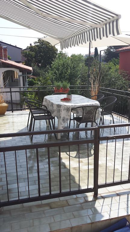 Apartments Boglic 乌马格 外观 照片